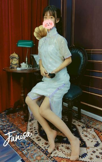 从镜子里看我是怎么c哭你