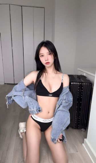 小娇乳h边走边欢1v1爱豆传媒