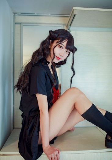 美丽的女教师