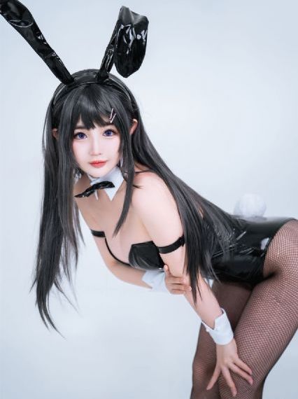 凸凸